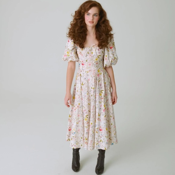 Selkie Dresses & Skirts - Selkie White Floral Wildflower Kilburn The Day Dress size XXL
